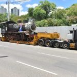 Trasladan locomotora histórica a Paraguarí para museo