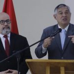 Diputados citan al ministro del MEC por licitación de libros