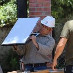 Escuelas aisladas reciben internet satelital de alta velocidad