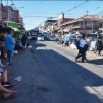 Comerciantes del Mercado 4 cuestionan al nuevo director por los límites fijados con la franja amarilla