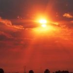 Viernes caluroso, húmedo y soleado, con una máxima de 39 °C