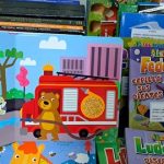 MEC: millonaria compra de libros sin contenido pedagógico claro