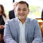 Diputado cartista propone trabas a trámites por deudas municipales