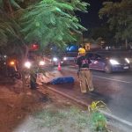 Accidente en Madame Lynch: motociclista pierde la vida tras ser atropellado por un camión