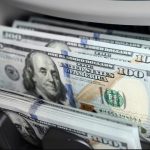 El dólar inicia el año con una fuerte caída frente al guaraní