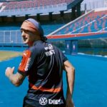 Cerro presenta a Vegetti con guiño a Piratas del Caribe