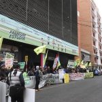 Docentes se movilizaron para exigir el funcionamiento de la plataforma del MEC