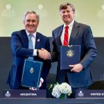 Milei firma acuerdo sobre minerales críticos con EEUU