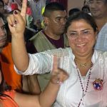 Gobernadora cartista de Concepción justifica opulenta fiesta de XV años