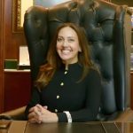 Hallan sin vida a abogada en Fernando de la Mora