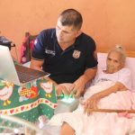 A los 102 años inicia trámite de su primera cédula