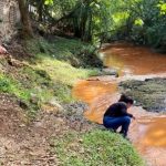 Fiscalía analiza agua rojiza en arroyos de Paso Yobái