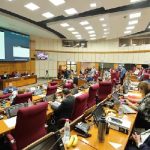 Senado retrasa reforma de la Caja Parlamentaria