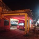 Sin chofer de ambulancia, bomberos trasladan a paciente con ACV