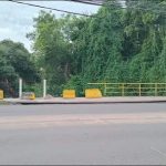 Peligro en el arroyo Mburicaó: puente sin baranda en Artigas