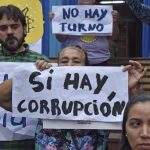 Ministra de Salud descarta dejar el cargo