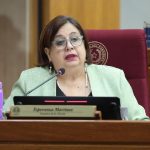 Senadora compara a Peña con nazis por propaganda estatal