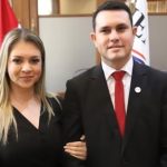 Rivas y su esposa se graduaron el mismo año en Derecho
