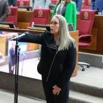 Lucía Mendoza asume banca tras expulsión de Chaqueñito