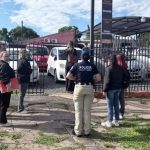 Allanan playa de autos por presunto esquema fraudulento