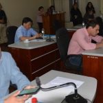 Concejales de Alto Paraná chatean durante informe sobre escuelas