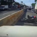 Motociclista cayó por desnivel en Fernando de la Mora