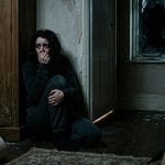 Mujer asegura que escucha golpes y pasos sobre el techo de su casa