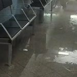 Explosión de caño inundó sector del Hospital Central del IPS