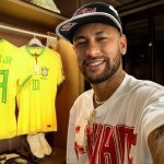 Neymar muestra su mansión familiar en Santos