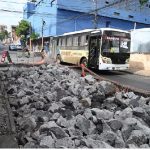 Caos en Azara por obras y ausencia de la PMT