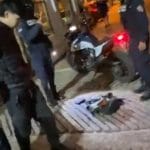 Joven recupera anteojos robados mediante una estrategia