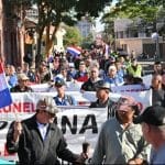 Veteranos del golpe de 1989 protestaron frente a Mburuvicha Róga